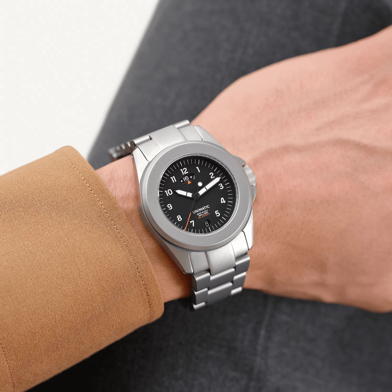 Unimatic Modello Quattro UT4-GMT horloge zwart GMT