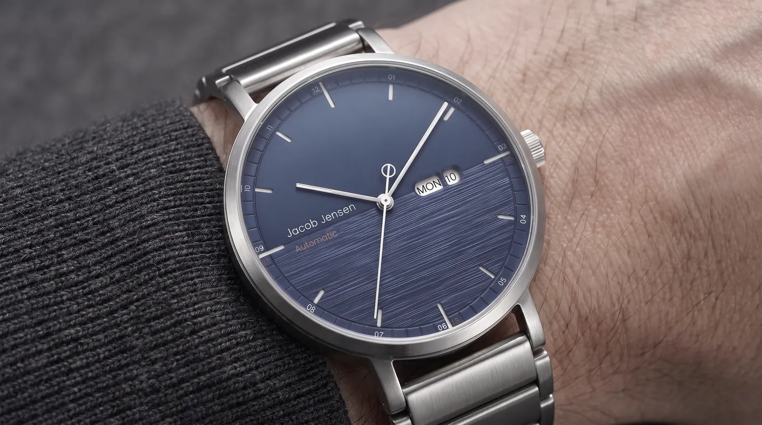 Jacob Jensen Aekvator 1007 horloge blauw staal 42 mm