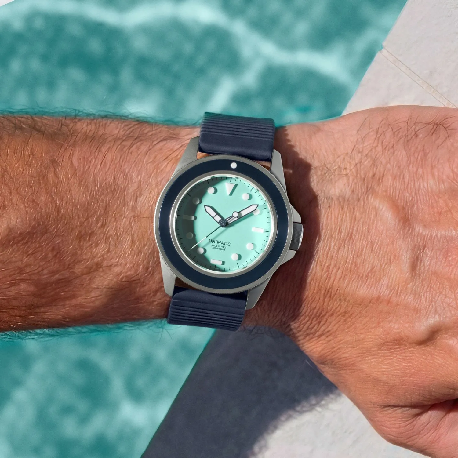 Unimatic Modello Uno UT1-IPT duikhorloge blauw 41,5mm 300m