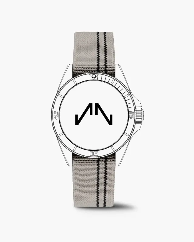 Norqain Neverest 40mm horlogeband bruin flex