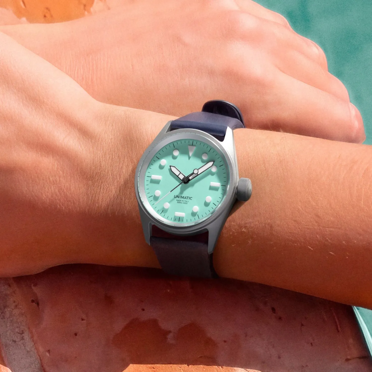 Unimatic Modello Cinque UT5-IPT horloge blauw 36mm