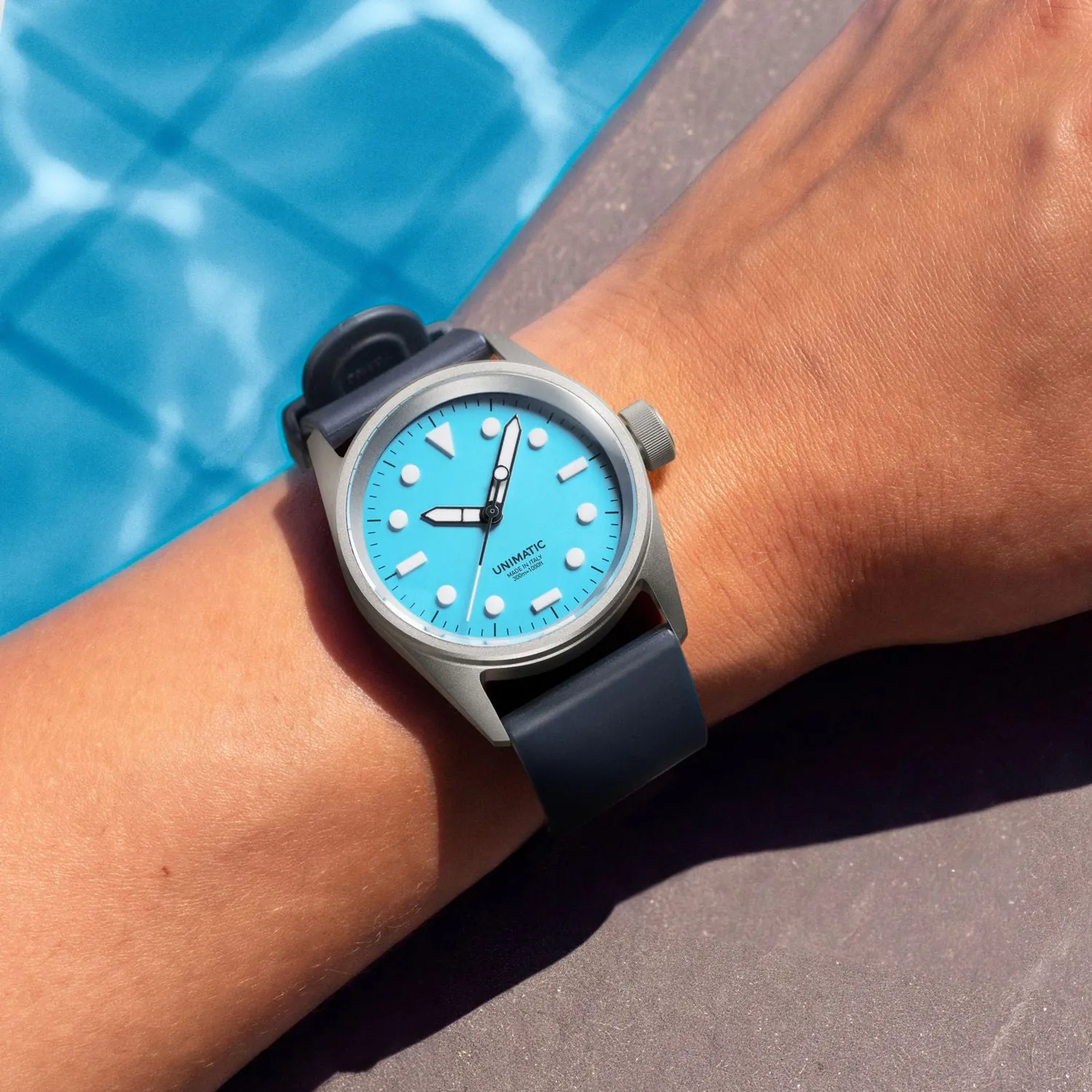Unimatic Modello Cinque UT5-IPN horloge blauw 36mm